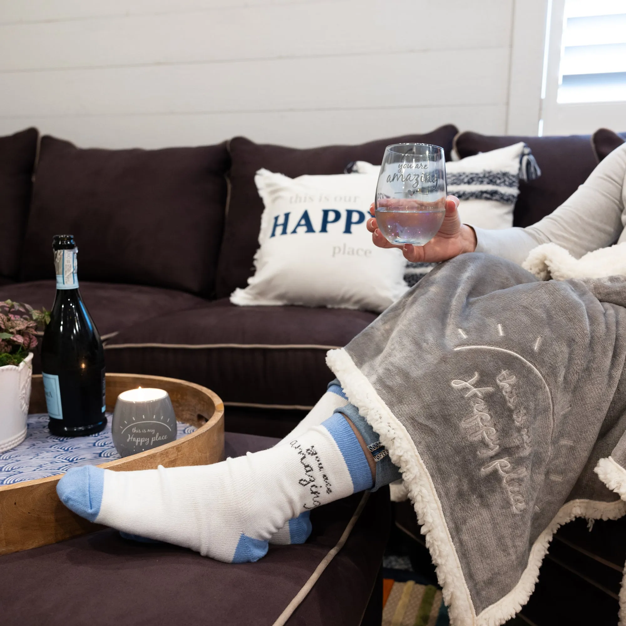 Amazing 18 oz Stemless Glass & Sock Set