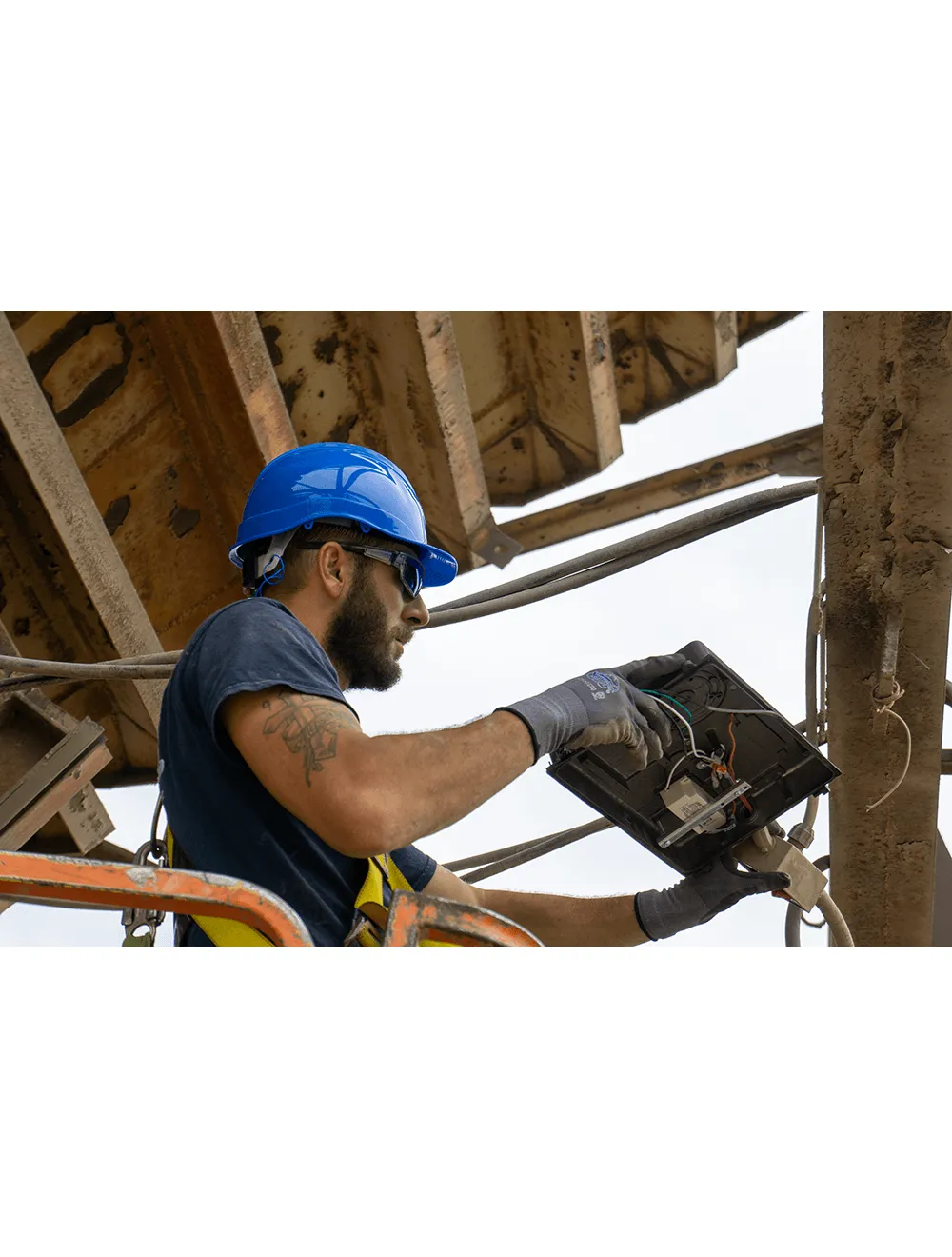 Bullhead Safety™ Head Protection Blue Unvented Cap Style Hard Hat With Six-Point Ratchet Suspension - HH-C2-B