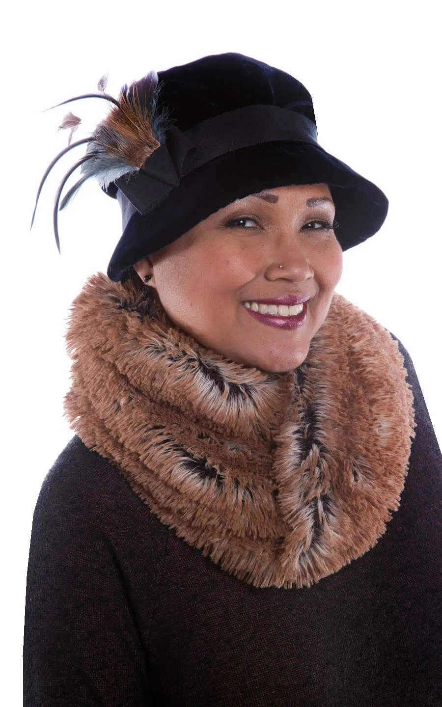Neck Warmer - Plush Faux Fur in Willows Grove